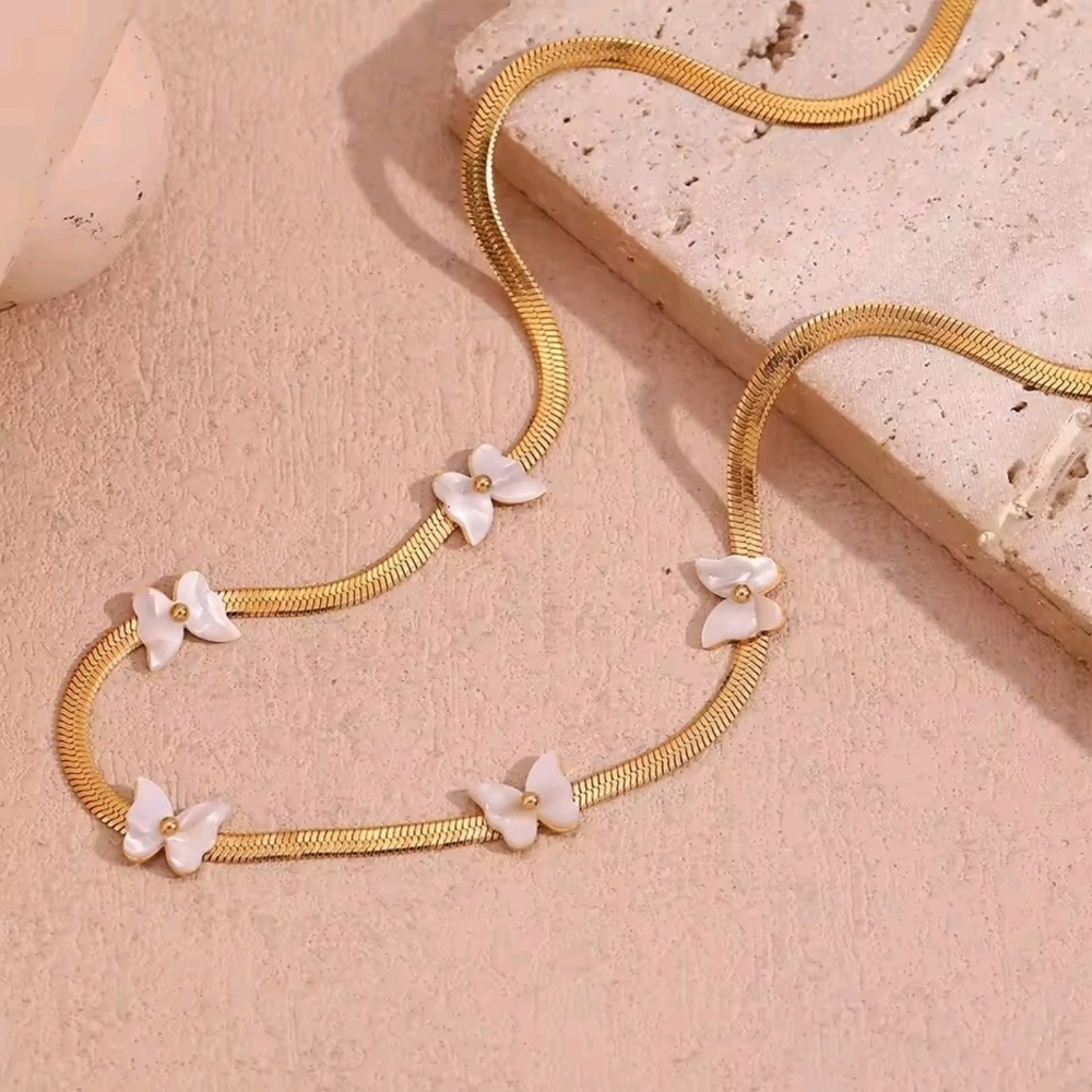 Butterfly Kiss 18K Gold Stainless Steel Snake Chain Necklace